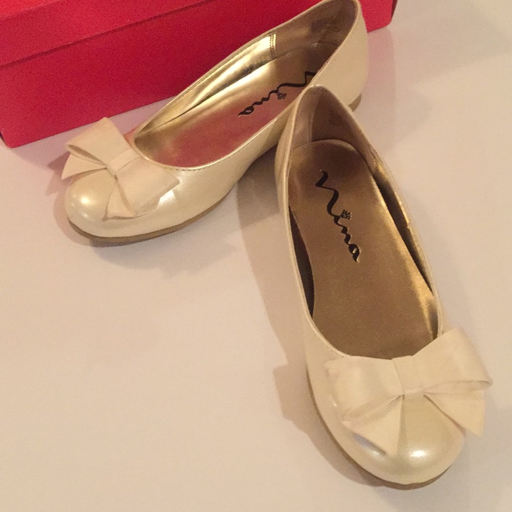 Girls Nina Ivory Patent Shoes